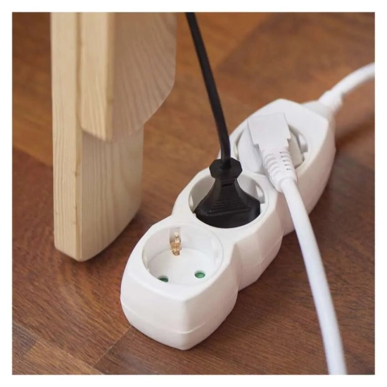 Kabel produžni EMOS, 3 mjesta, 1,5mm2, bez prekidača, 5m