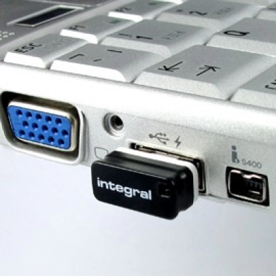 Memorija USB 2.0 FLASH DRIVE, 16 GB, INTEGRAL FUSION