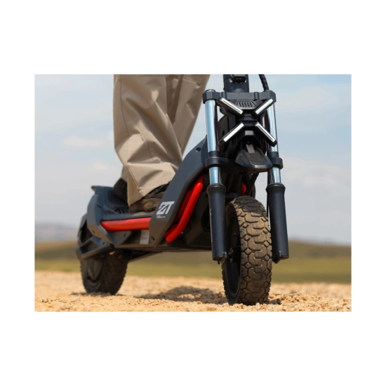 Električni romobil SEGWAY ZT3 Pro I, autonomija do 70km, brzina 25km/h, crni Električni romobil SEGWAY ZT3 Pro I, autonomija do 70km, brzina 25km/h, crni