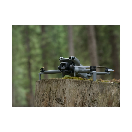 Dron DJI Mini 5 Pro Fly More Combo (DJI RC2), CP.MA.00000894.01, 4K UHD, 3x-axis gimbal, vrijeme leta do 36min., daljinski upravljač