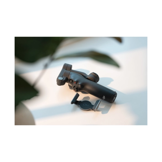 Gimbal stabilizator DJI Osmo Mobile 8, za snimanje smartphoneom Gimbal stabilizator DJI Osmo Mobile 8, za snimanje smartphoneom