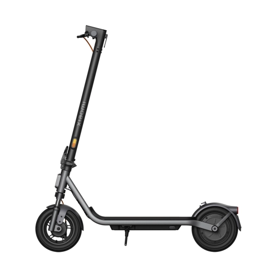 Električni romobil XIAOMI Electric Scooter 6 Lite, autonomija do 25km, brzina do 25km/h, kotači 10incha, crni Električni romobil XIAOMI Electric Scooter 6 Lite, autonomija do 25km, brzina do 25km/h, kotači 10incha, crni